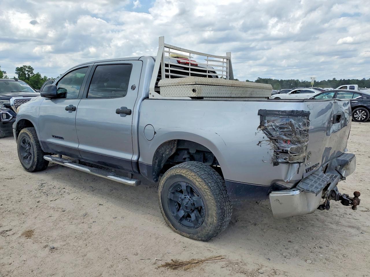 2013 TOYOTA TUNDRA