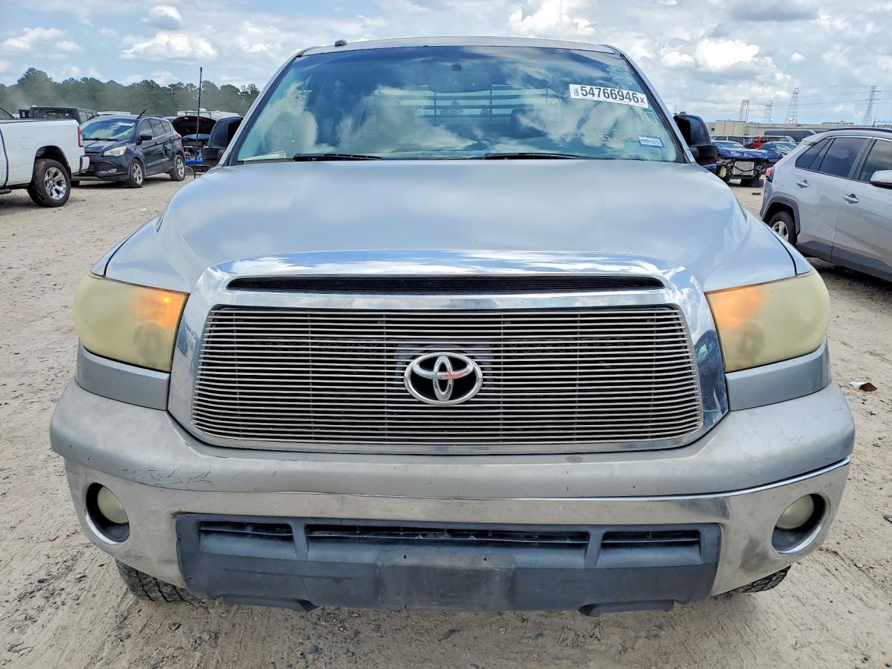 2013 TOYOTA TUNDRA