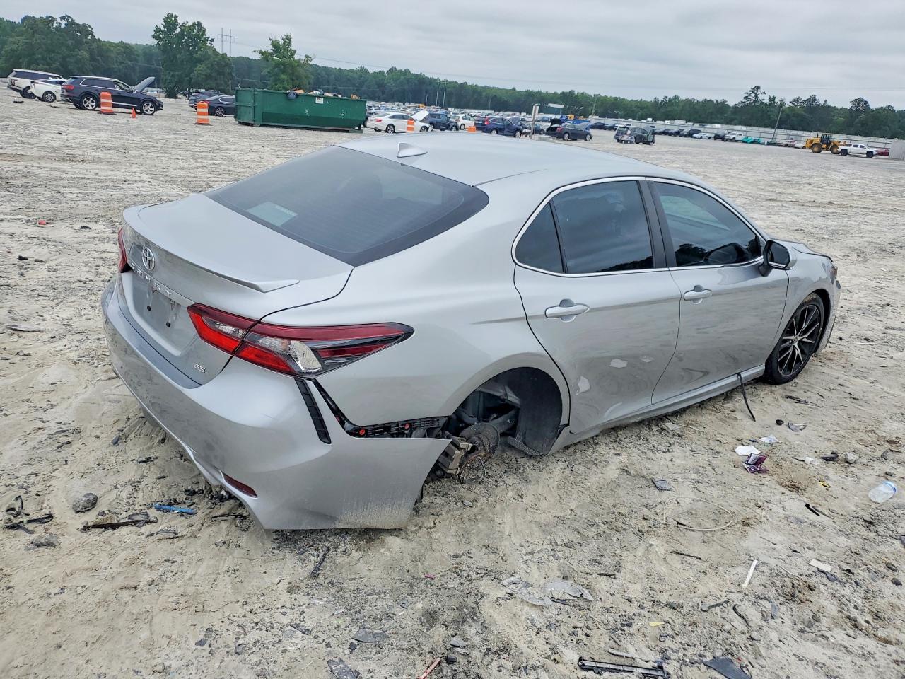 2023 TOYOTA CAMRY