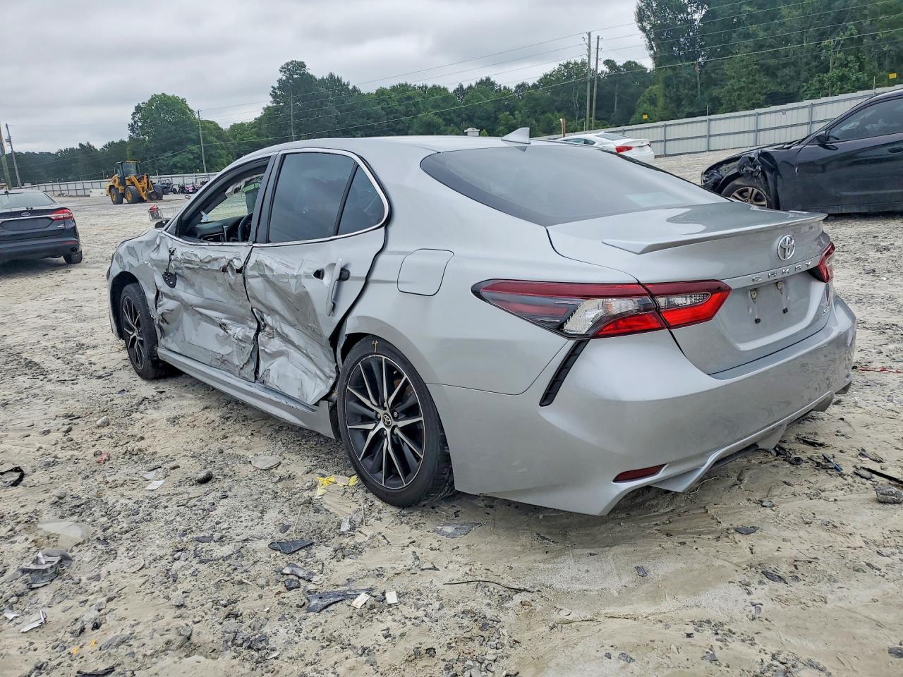 2023 TOYOTA CAMRY