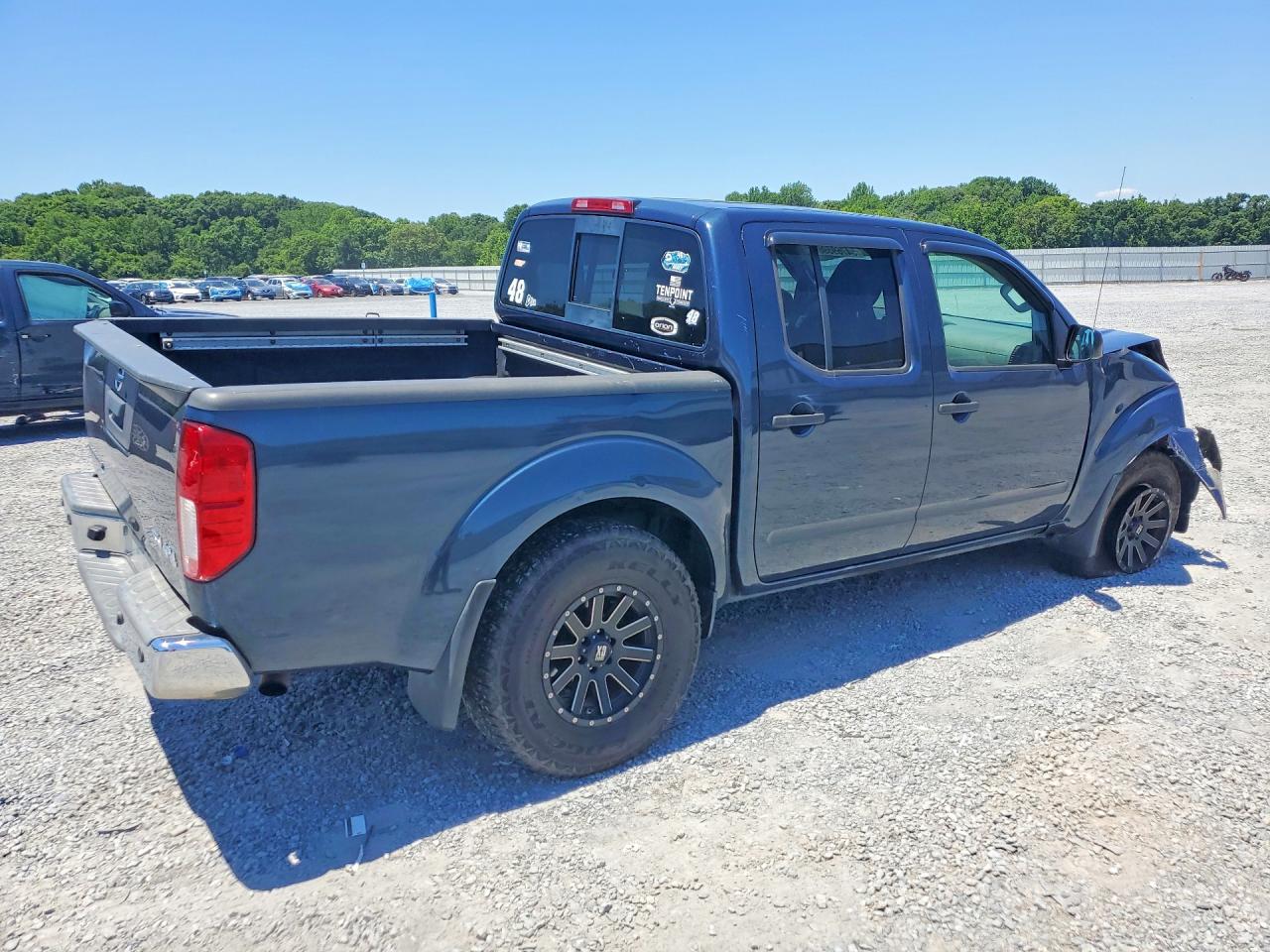 2016 NISSAN FRONTIER