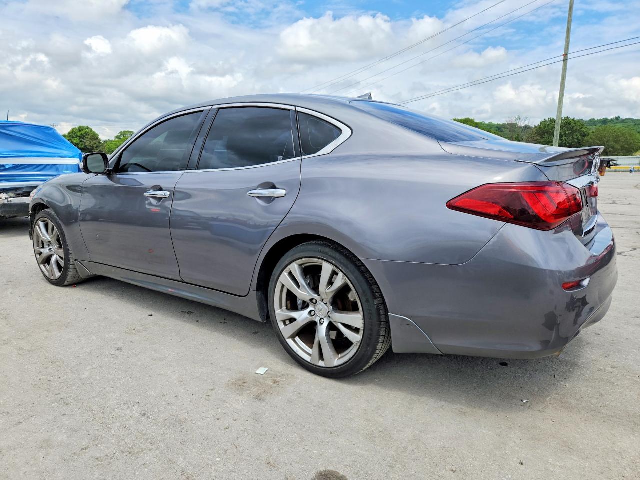 2015 INFINITI Q70