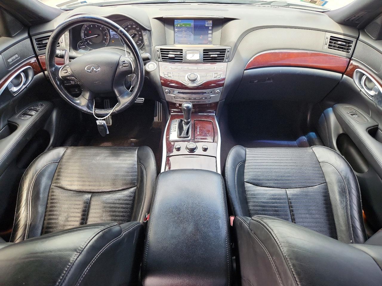 2015 INFINITI Q70