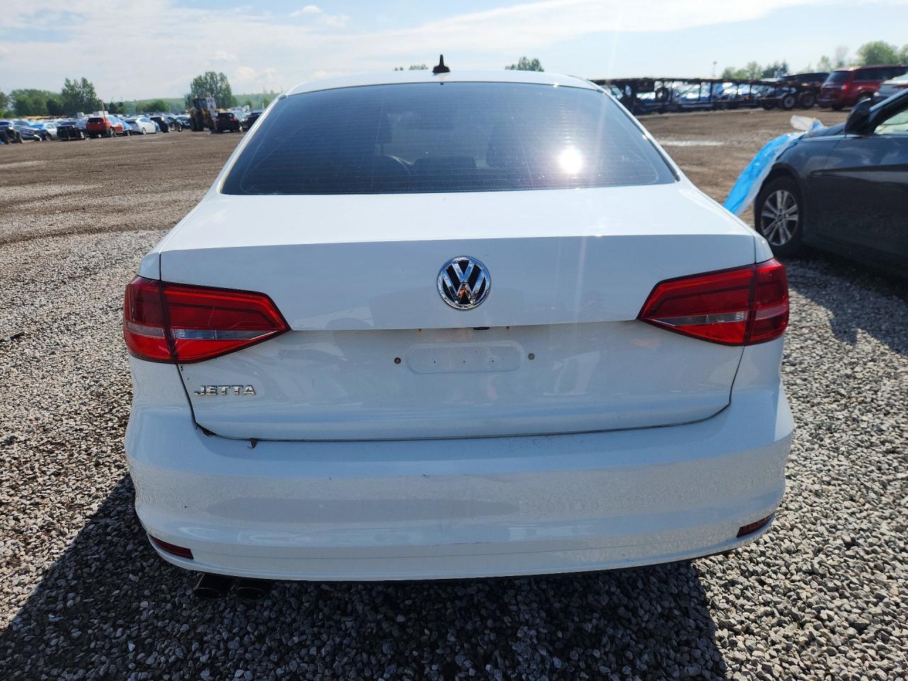 2015 VOLKSWAGEN JETTA