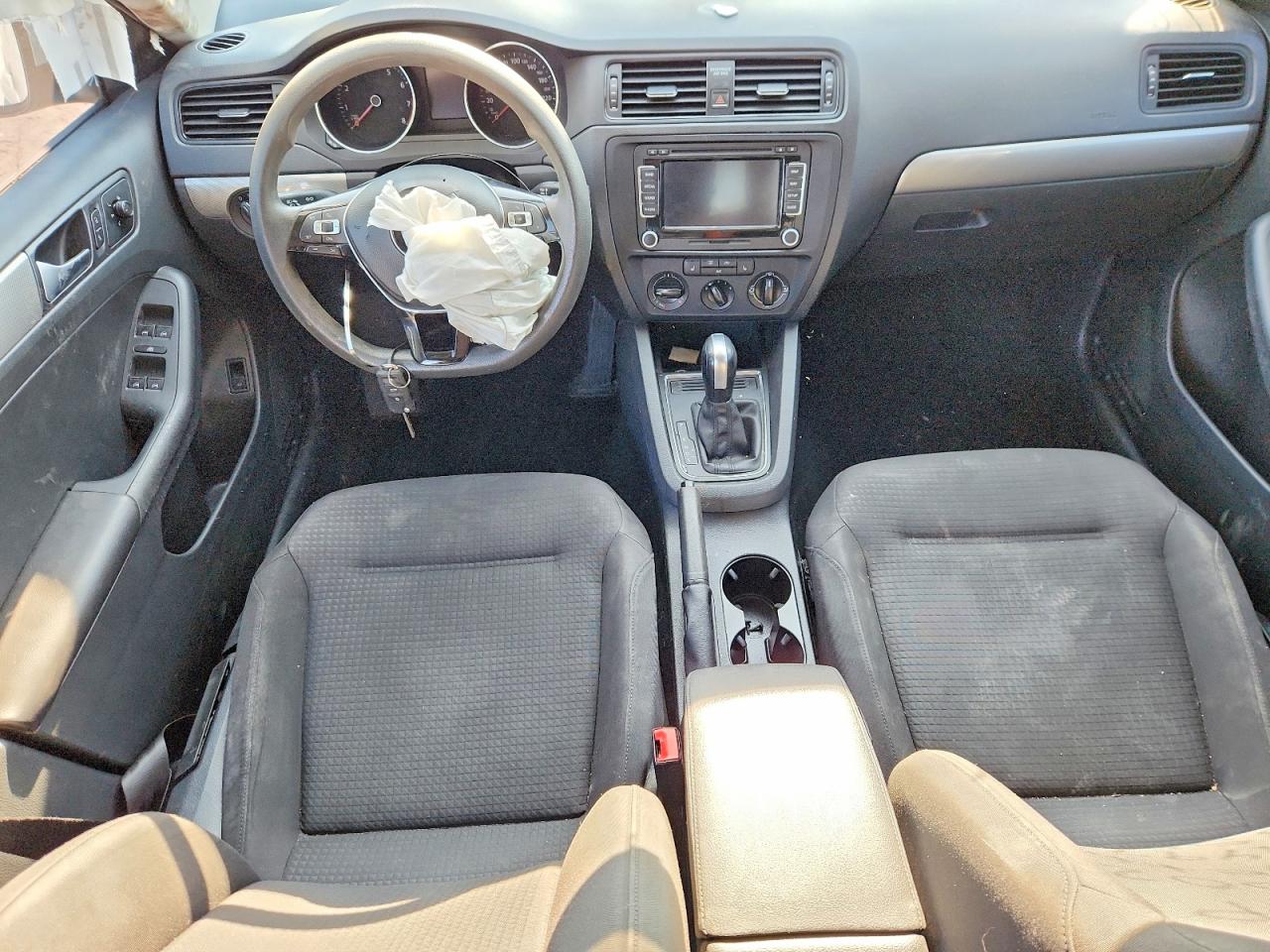 2015 VOLKSWAGEN JETTA