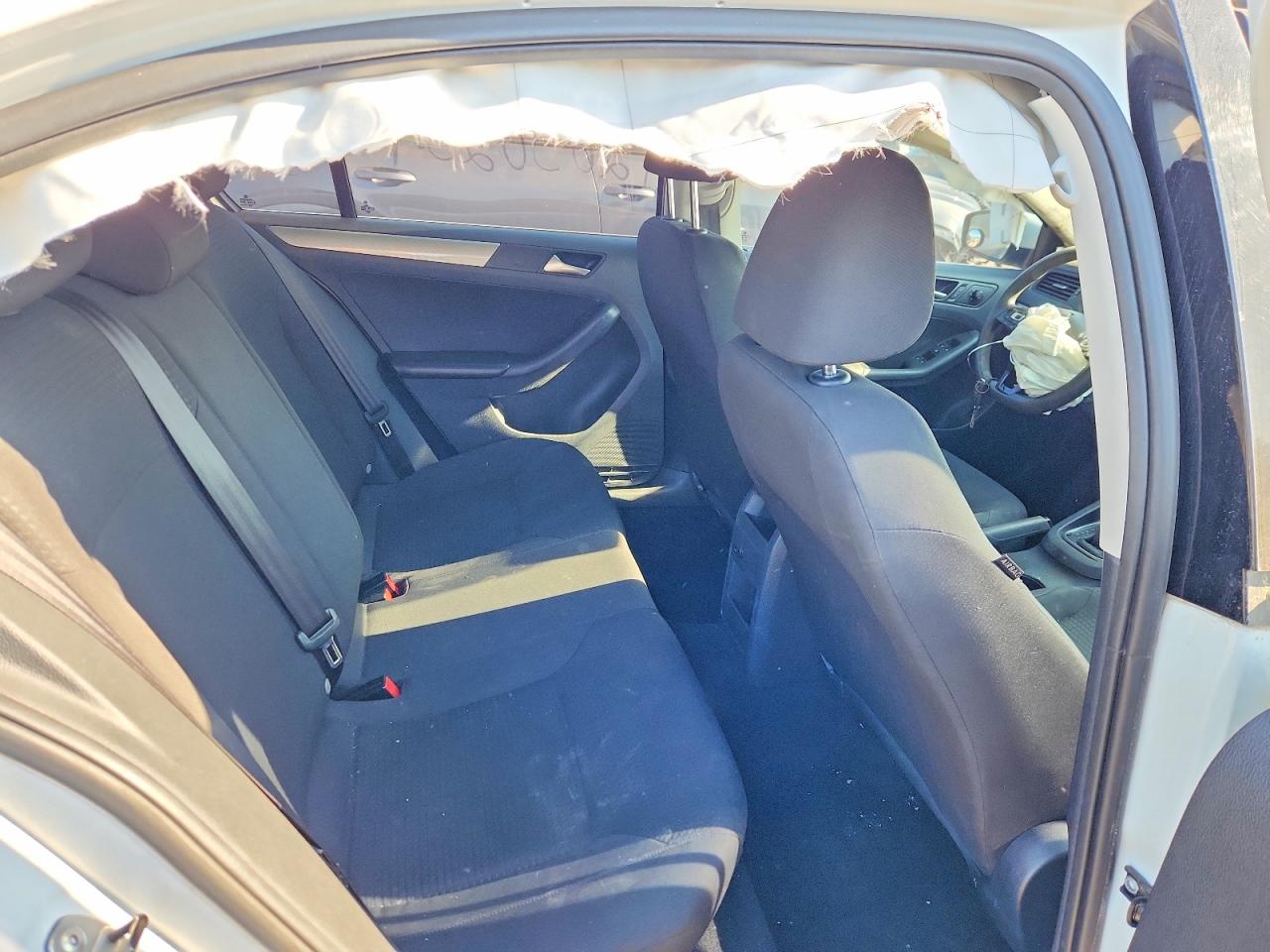 2015 VOLKSWAGEN JETTA