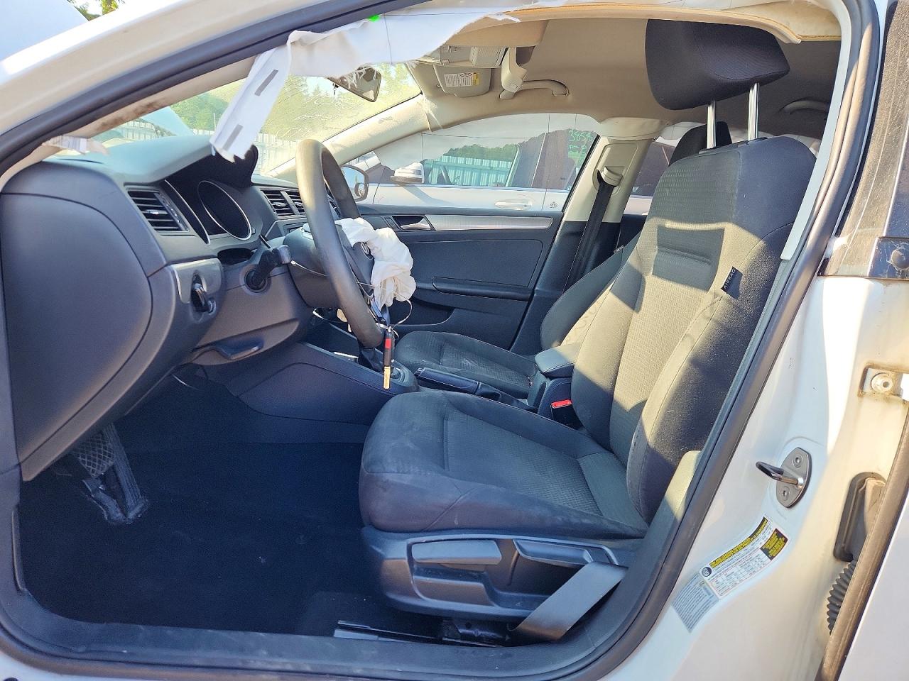 2015 VOLKSWAGEN JETTA