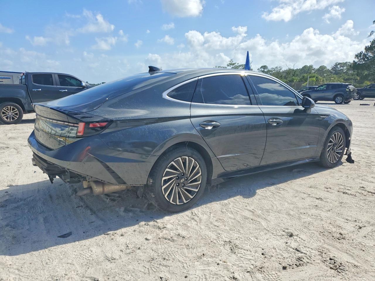 2025 HYUNDAI SONATA