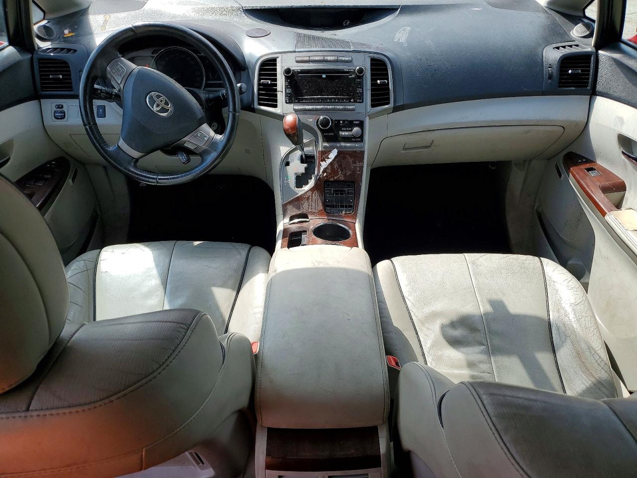 2010 TOYOTA VENZA