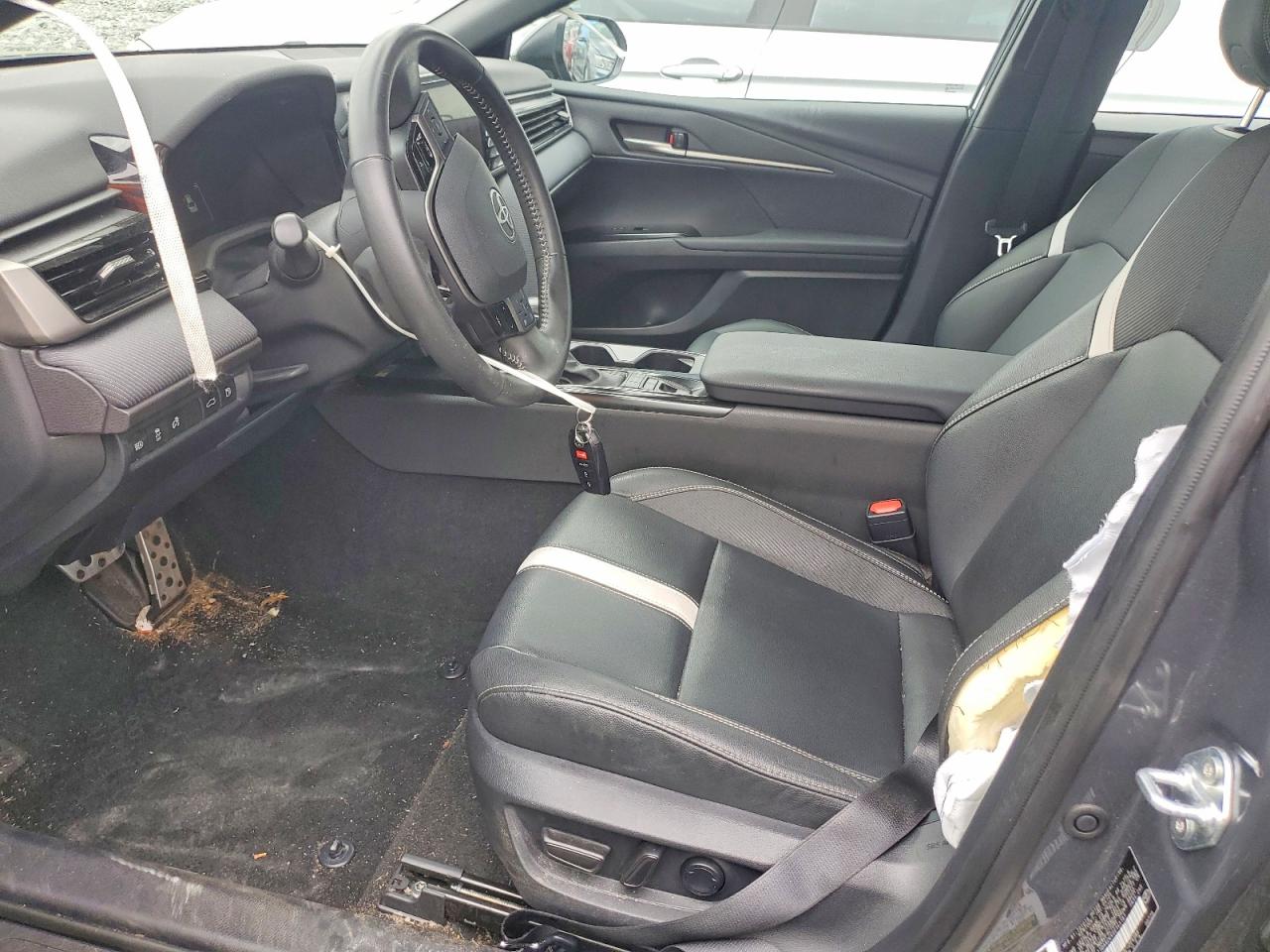 2025 TOYOTA CAMRY