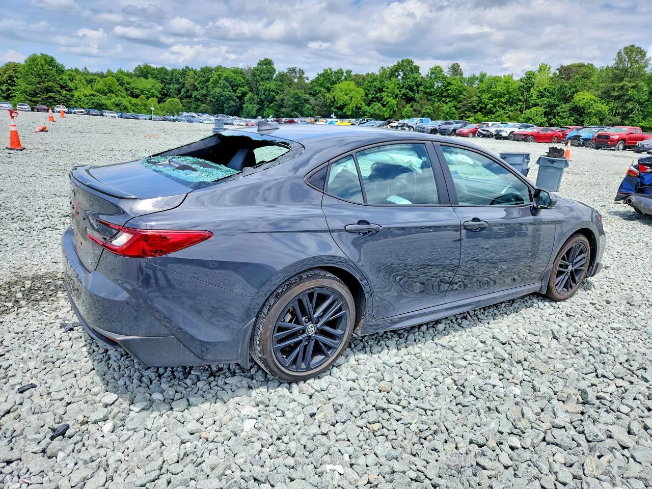 2025 TOYOTA CAMRY