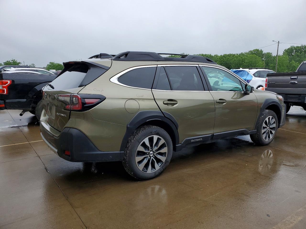 2025 SUBARU OUTBACK