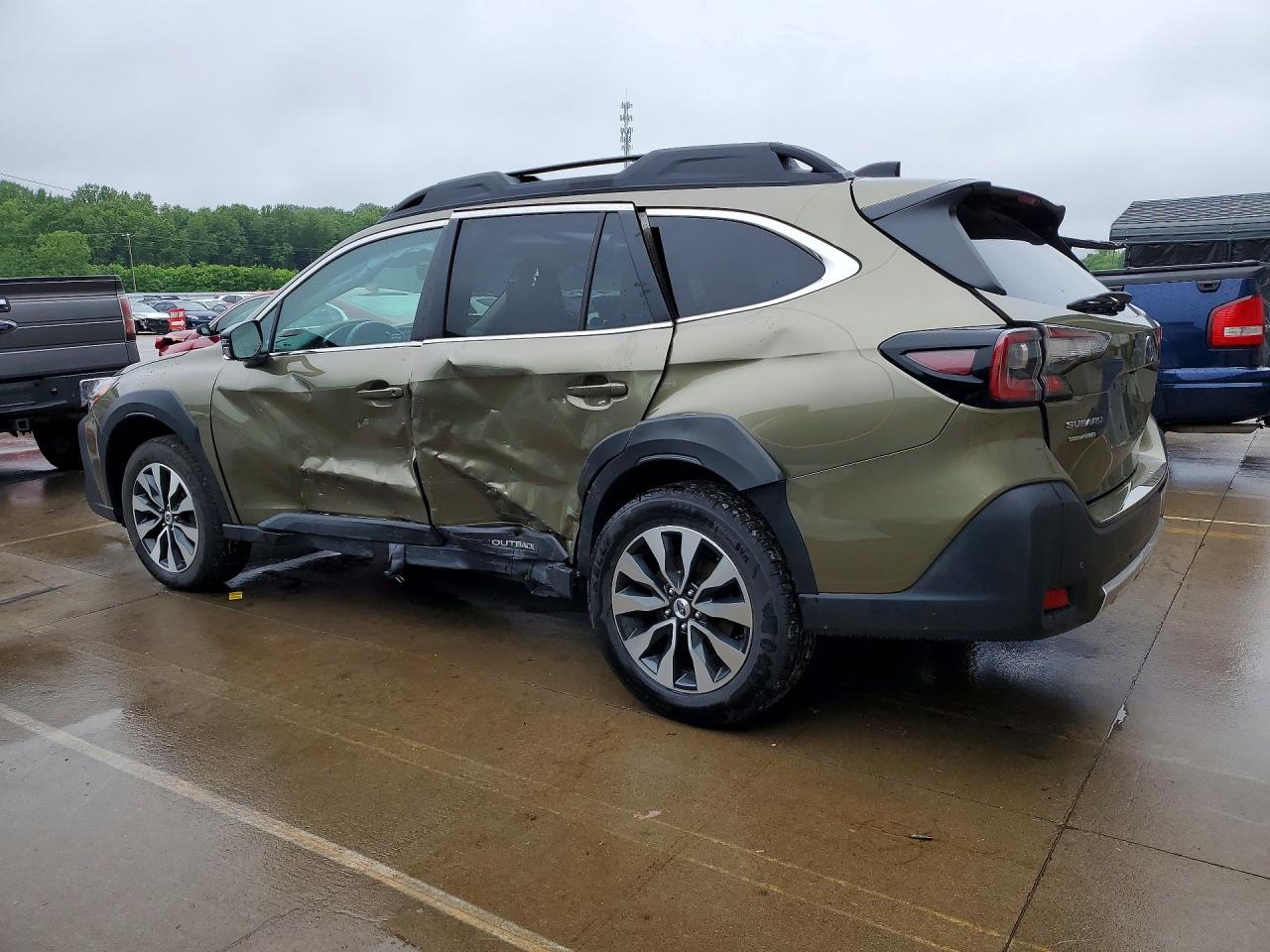 2025 SUBARU OUTBACK
