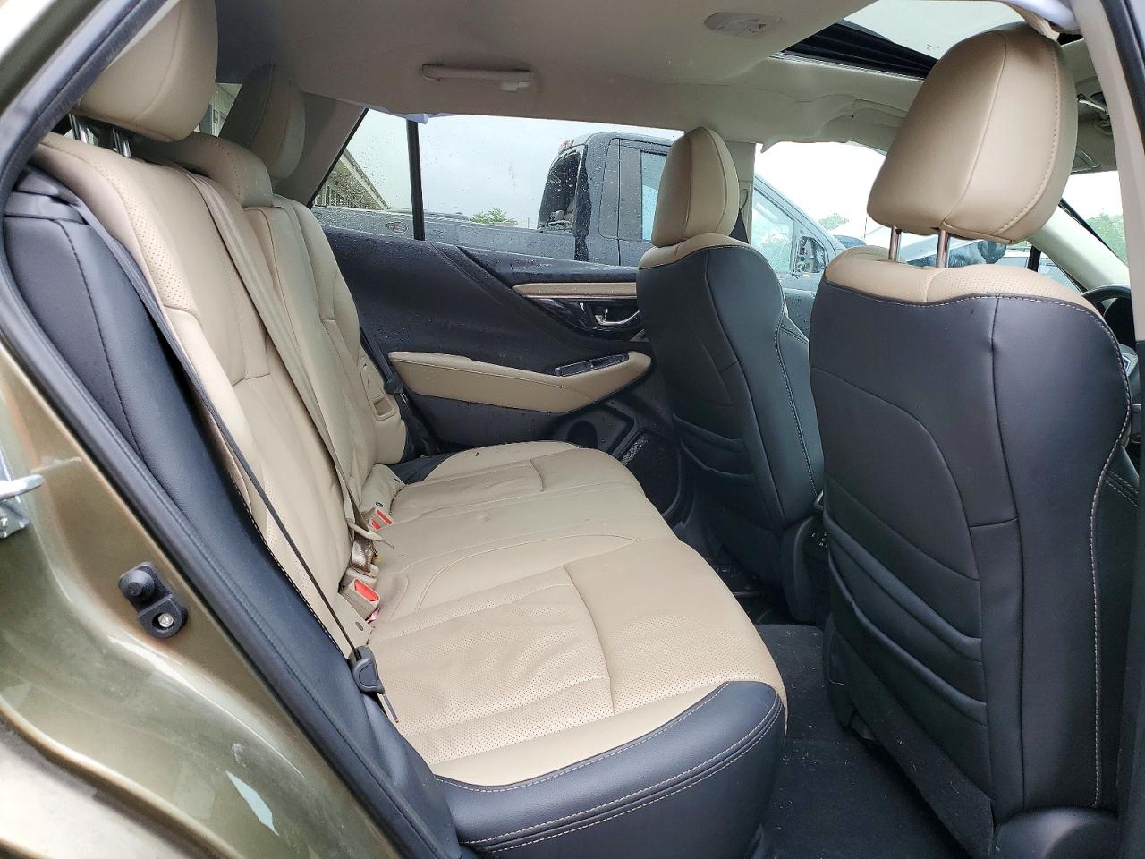 2025 SUBARU OUTBACK