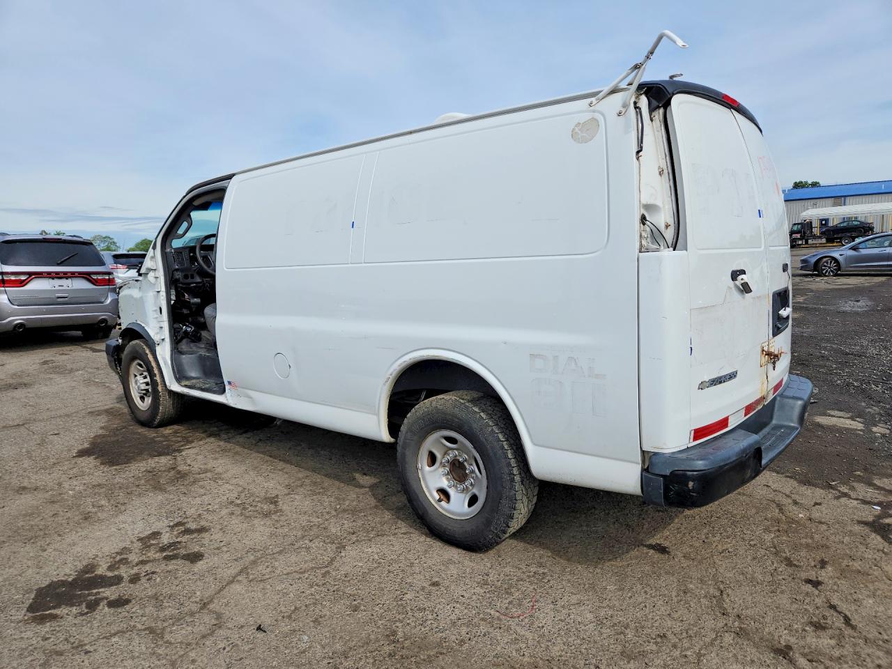 2017 CHEVROLET EXPRESS