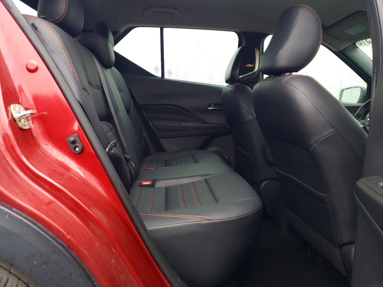 2019 NISSAN KICKS