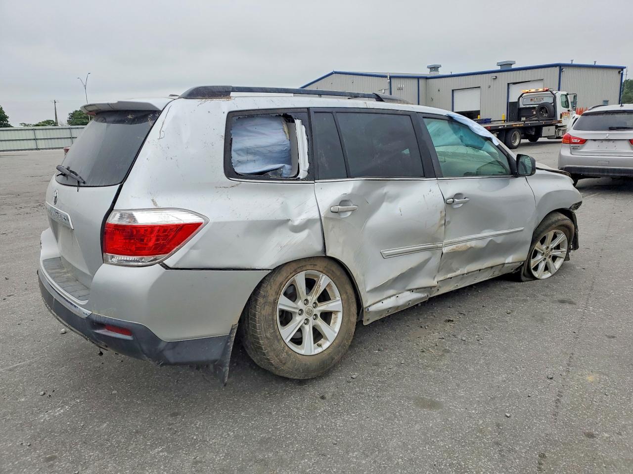 2012 TOYOTA HIGHLANDER