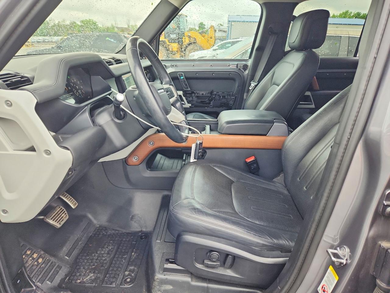 2020 LAND ROVER DEFENDER