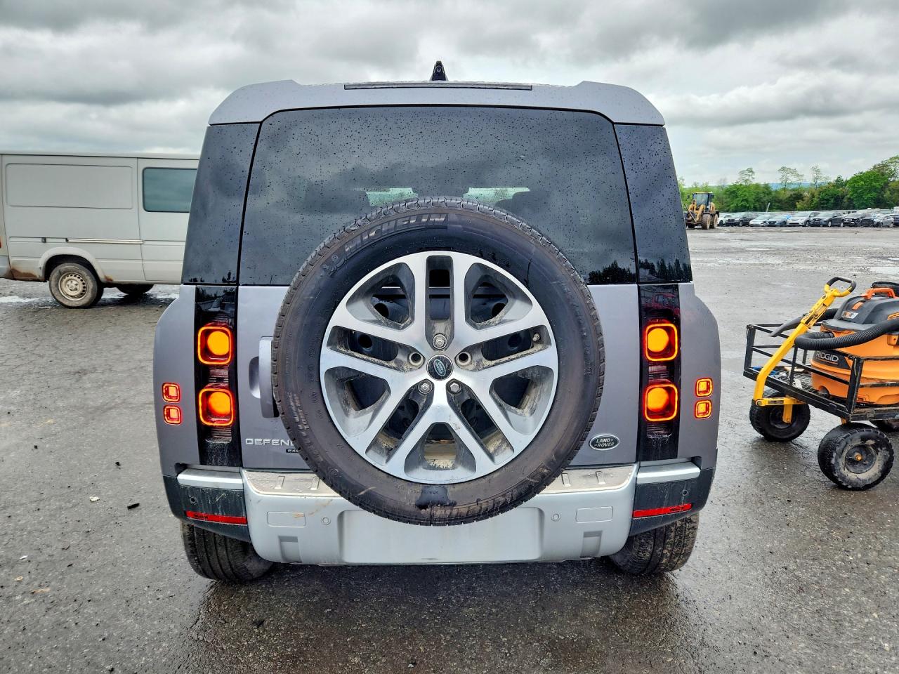 2020 LAND ROVER DEFENDER