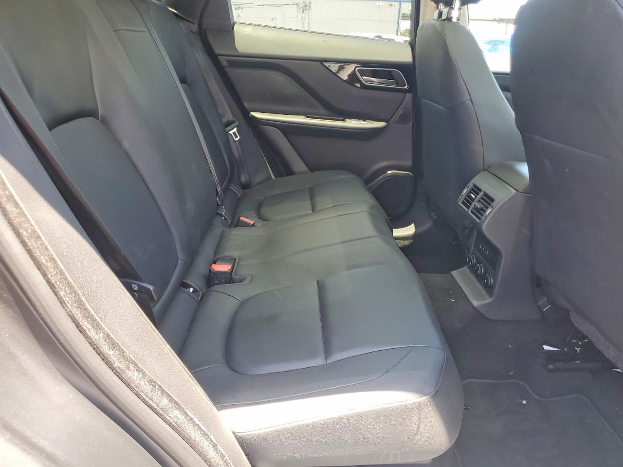 2018 JAGUAR F-PACE