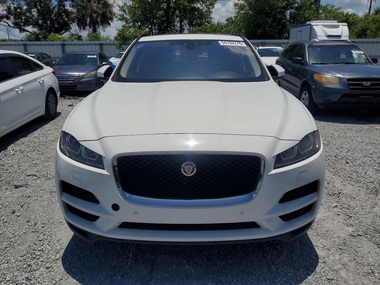 2018 JAGUAR F-PACE