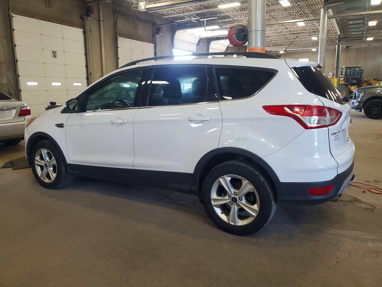 2016 FORD ESCAPE