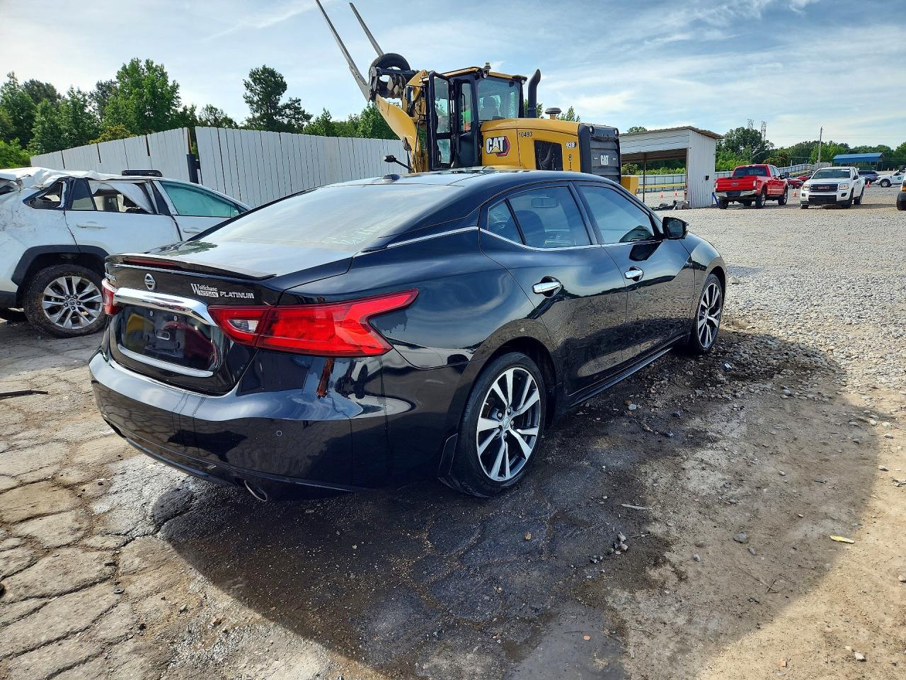 2017 NISSAN MAXIMA