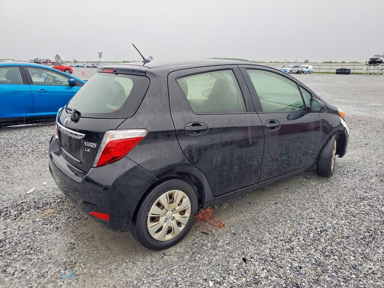 2012 TOYOTA YARIS