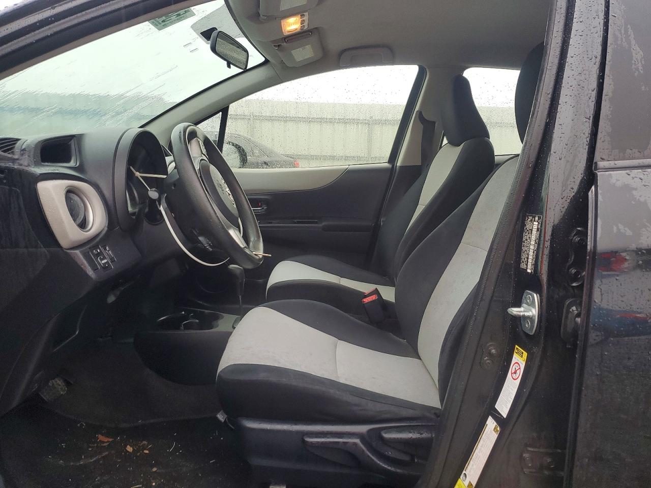 2012 TOYOTA YARIS