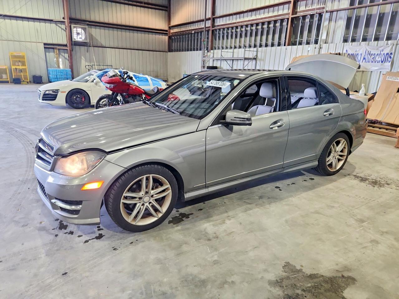 2014 MERCEDES-BENZ C-CLASS