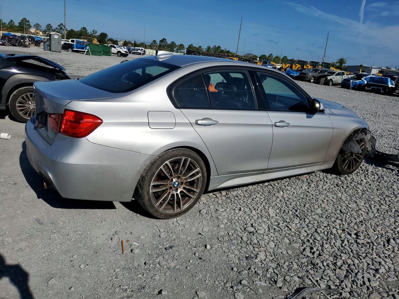 2013 BMW 3 SERIES