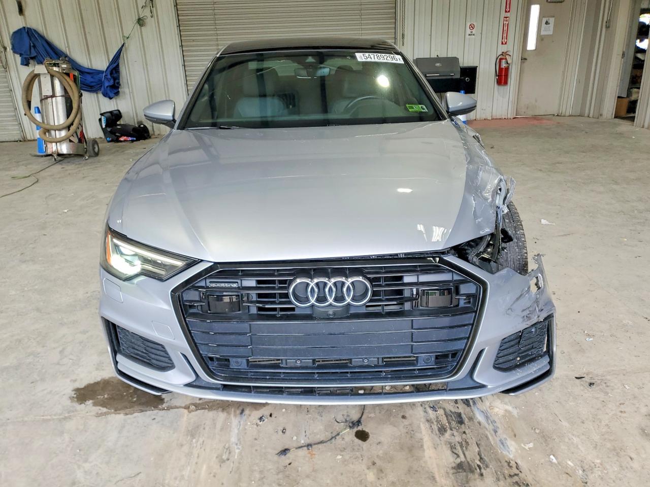 2021 AUDI A6