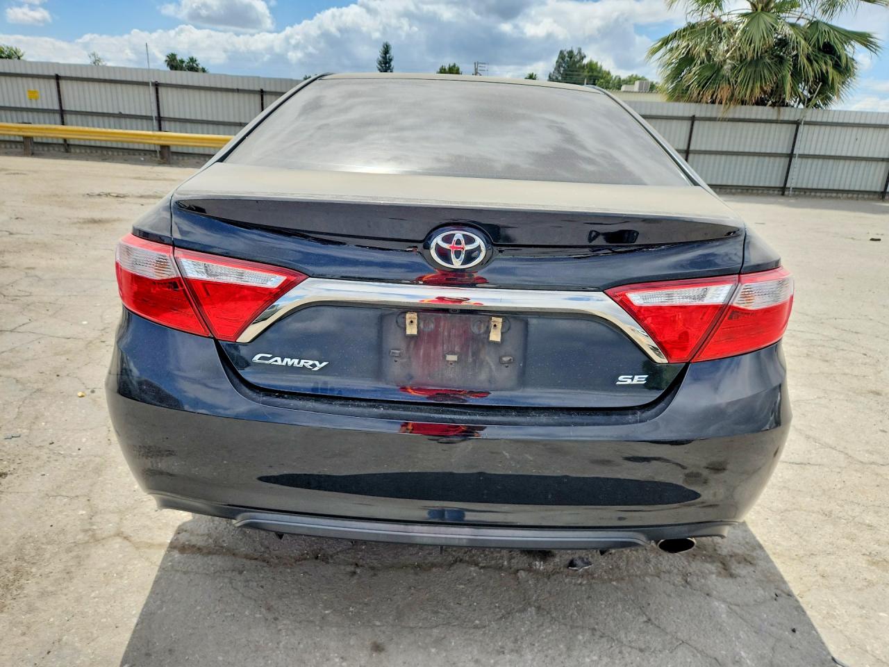 2017 TOYOTA CAMRY