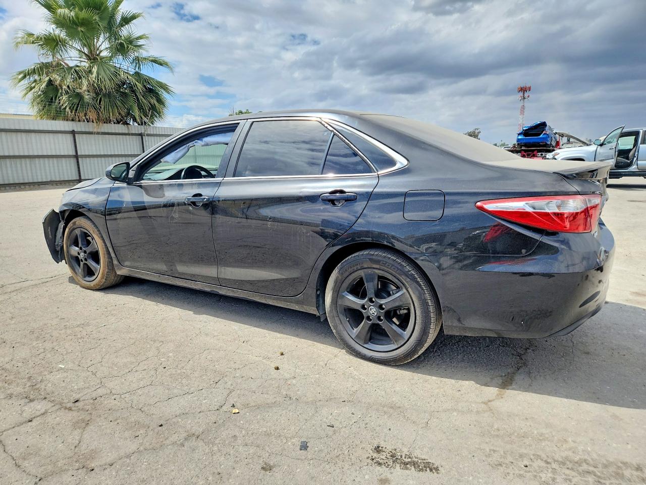 2017 TOYOTA CAMRY