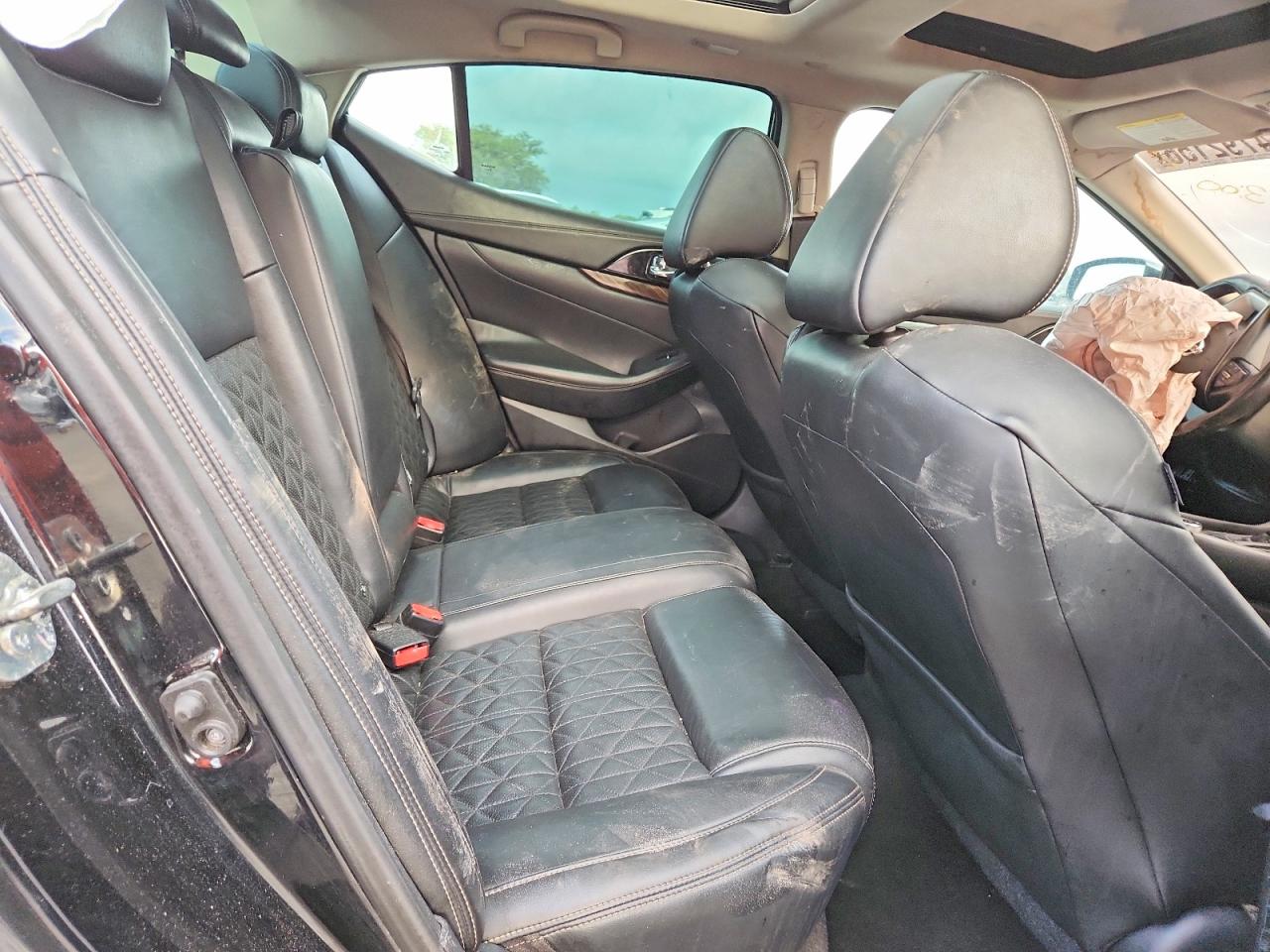 2016 NISSAN MAXIMA