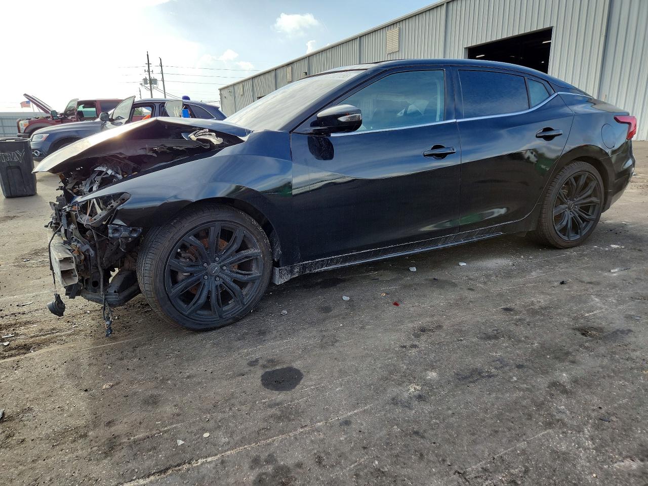 2016 NISSAN MAXIMA