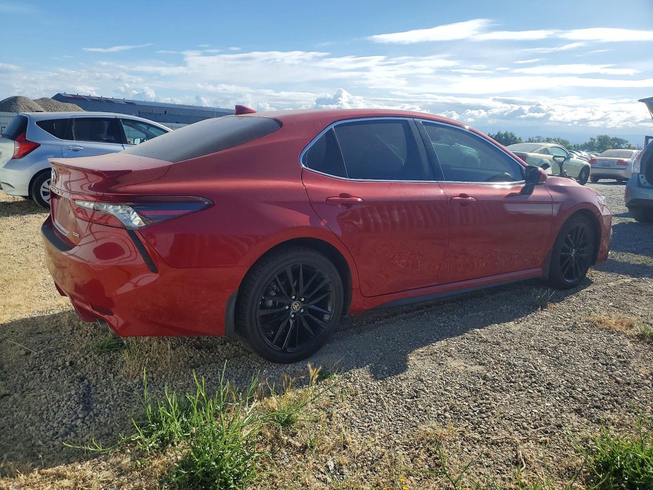 2023 TOYOTA CAMRY