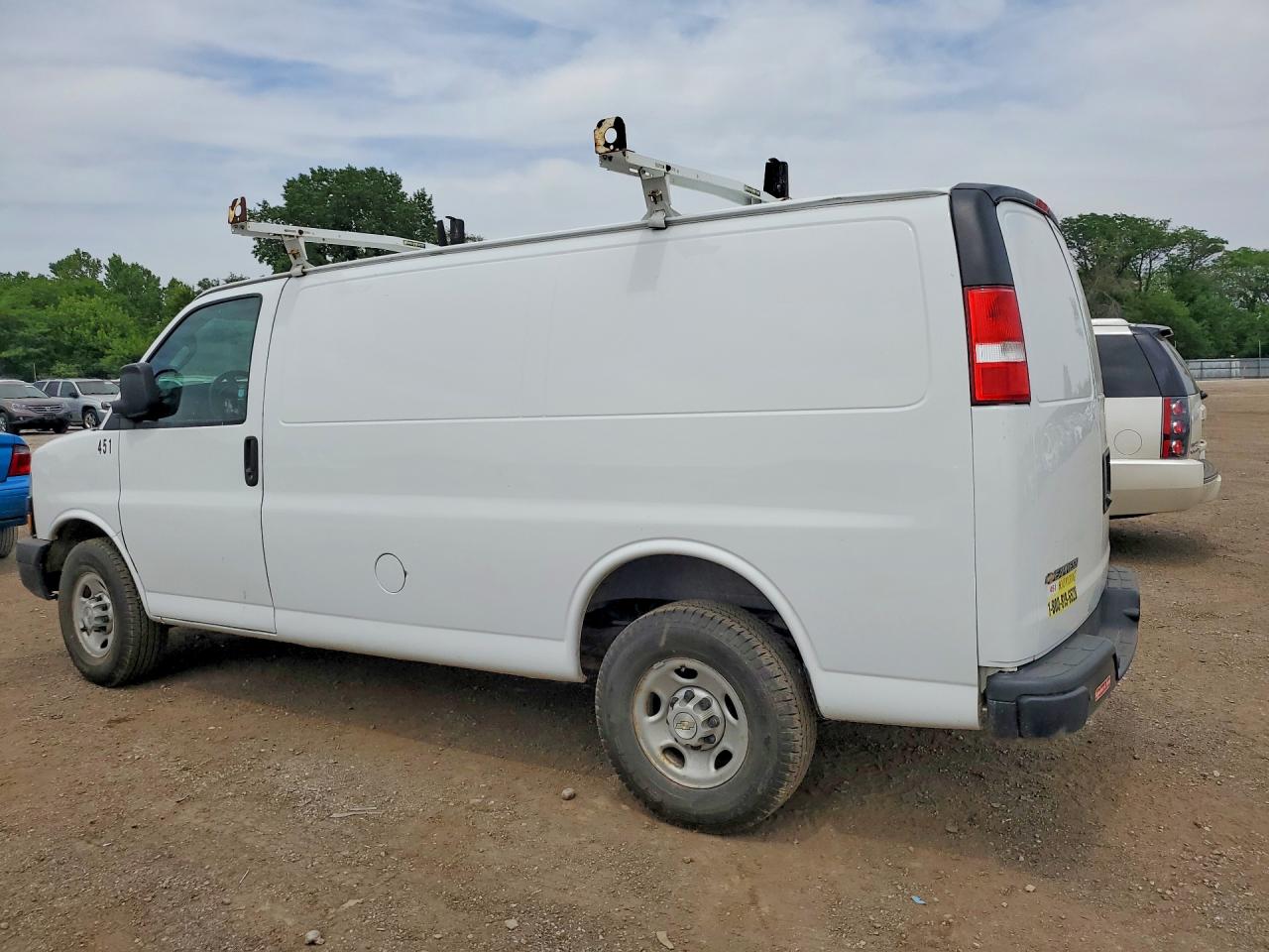 2020 CHEVROLET EXPRESS