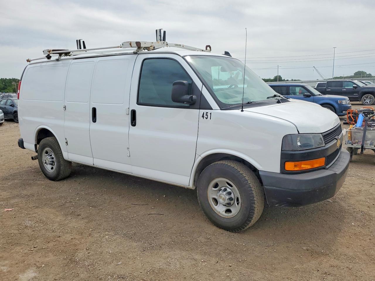 2020 CHEVROLET EXPRESS