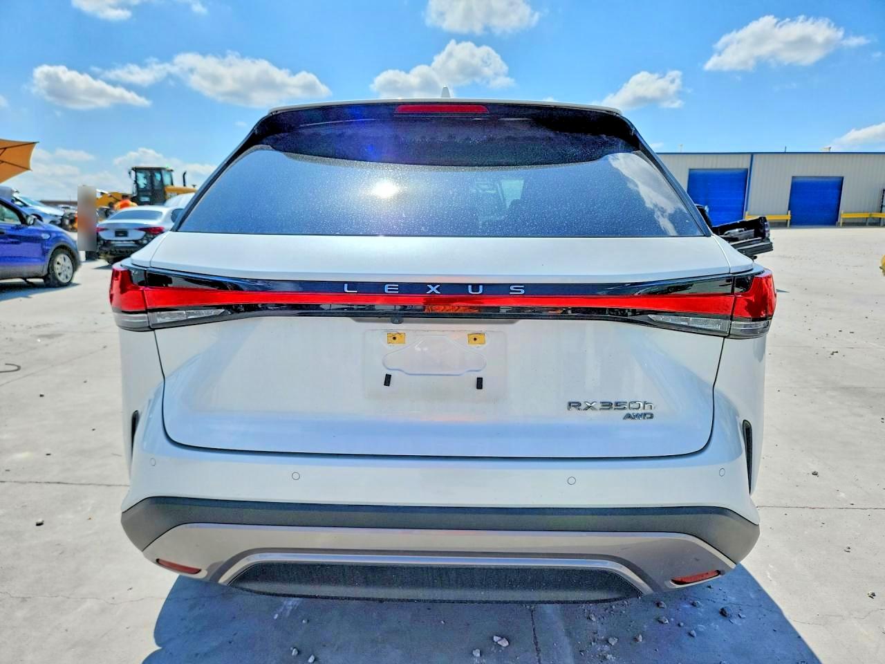 2024 LEXUS