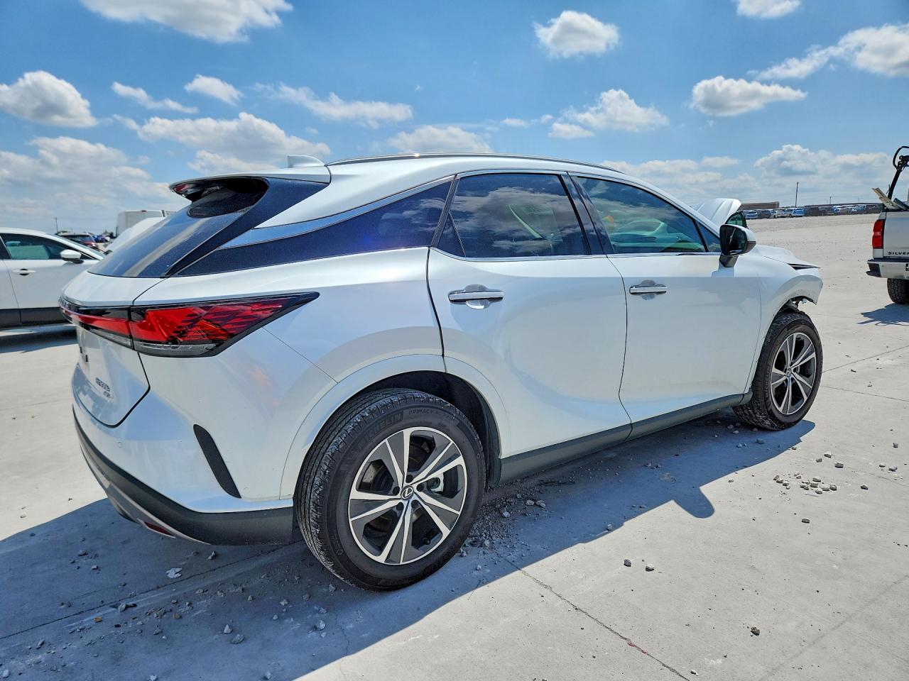 2024 LEXUS