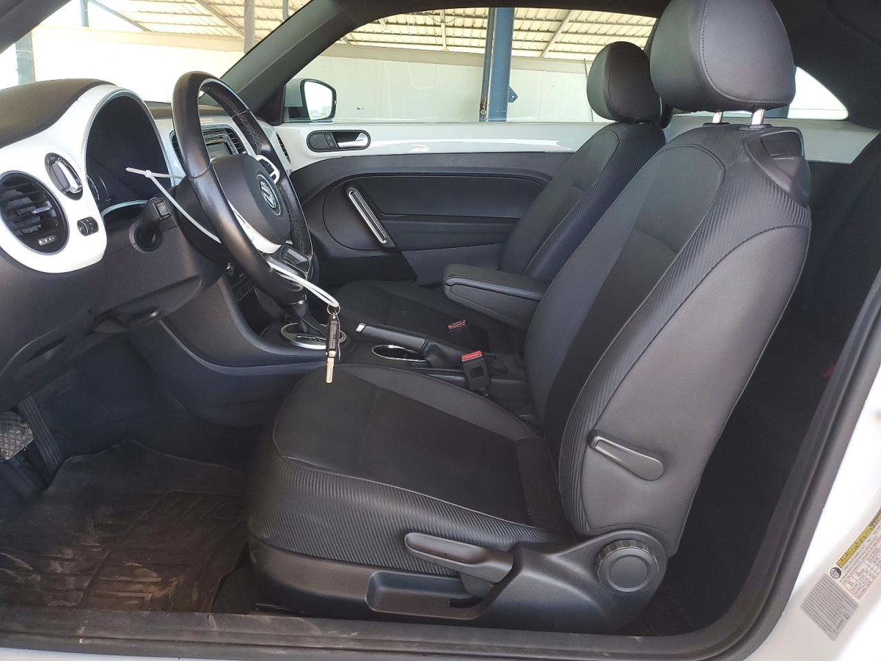 2016 VOLKSWAGEN BEETLE