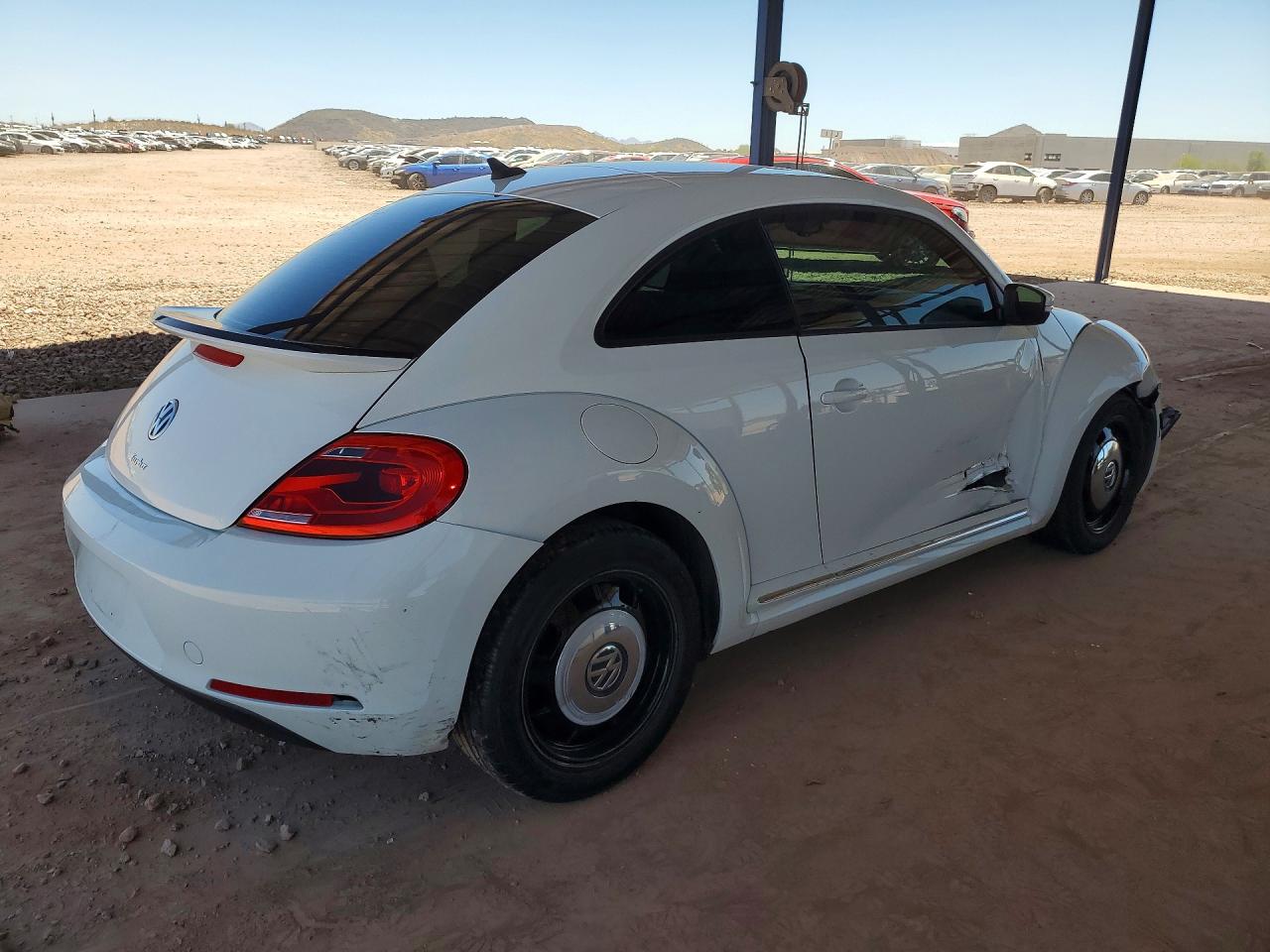 2016 VOLKSWAGEN BEETLE
