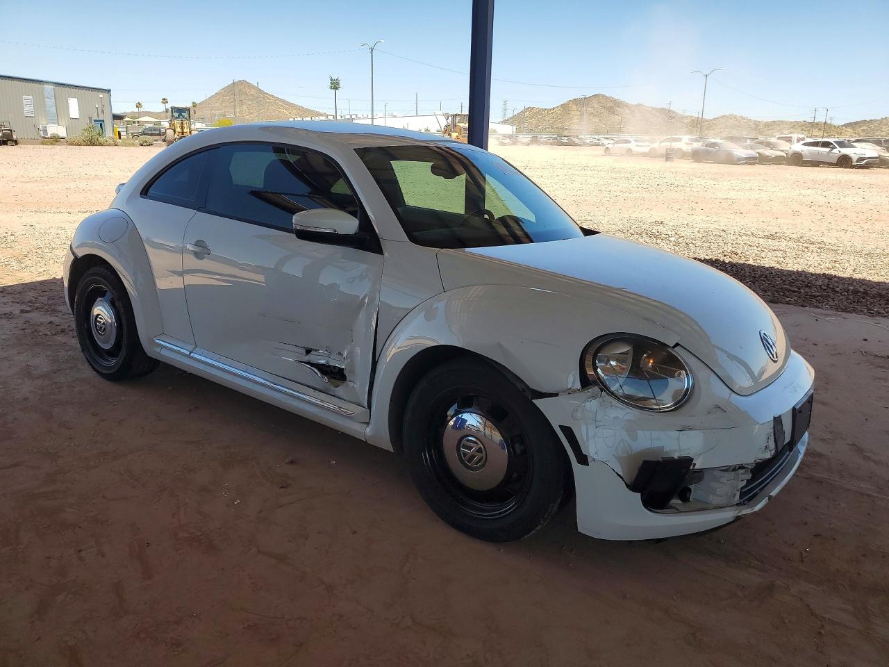 2016 VOLKSWAGEN BEETLE