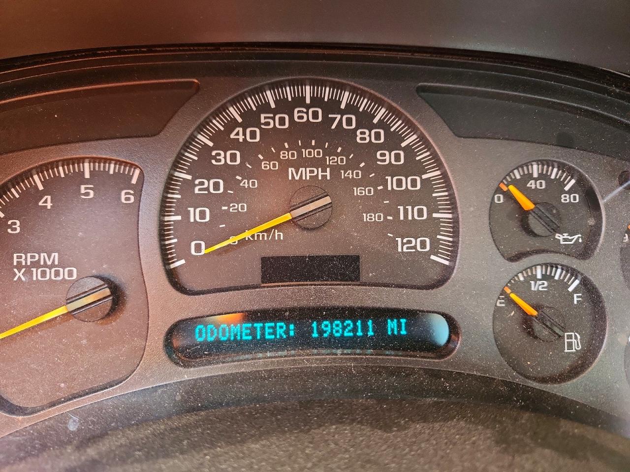 2004 CHEVROLET SILVERADO