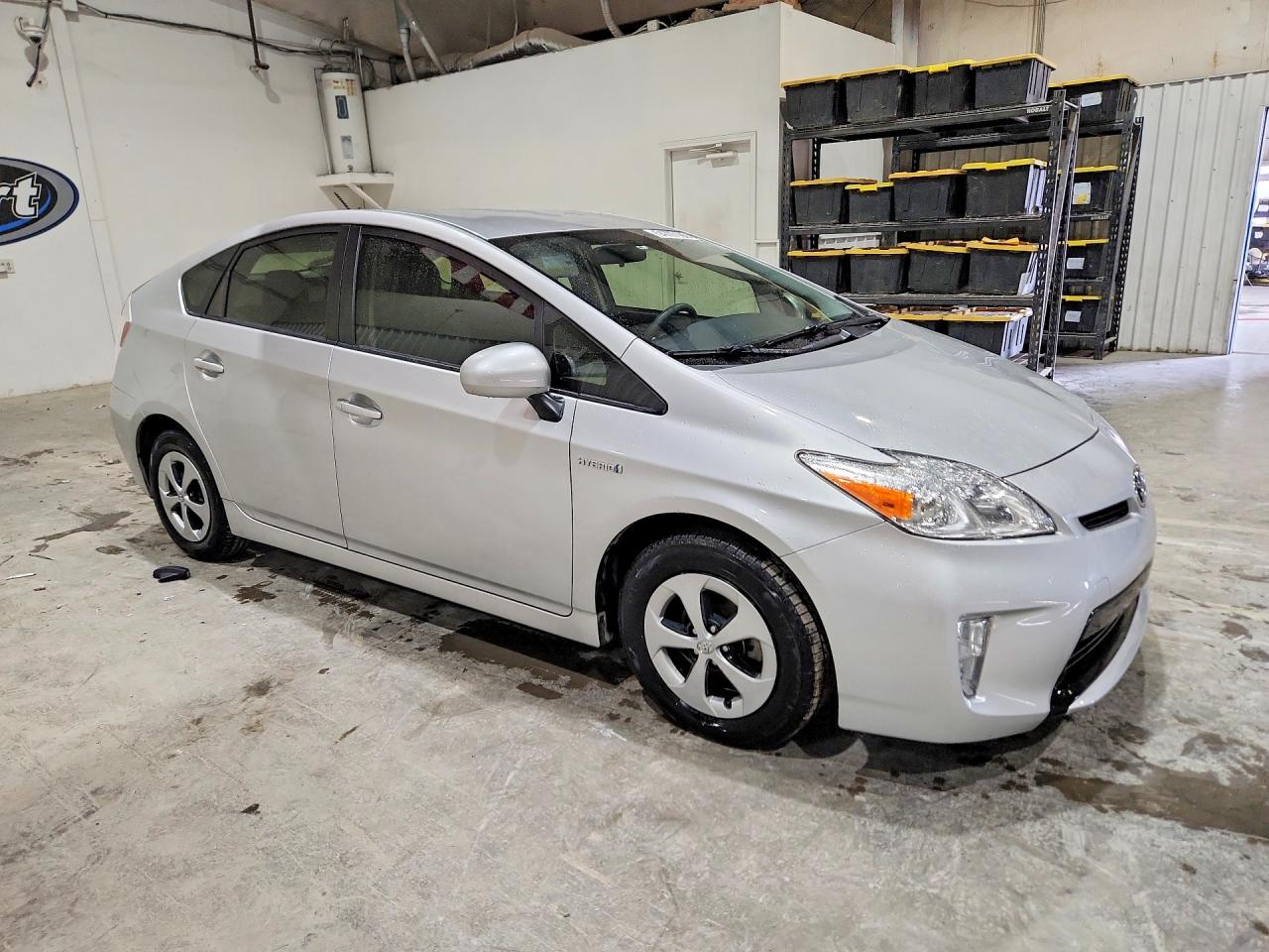 2013 TOYOTA PRIUS