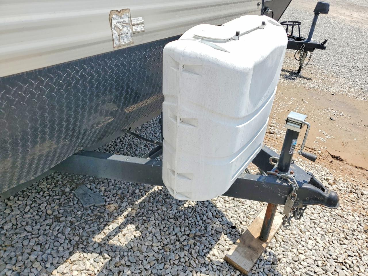 2016 KZ RV