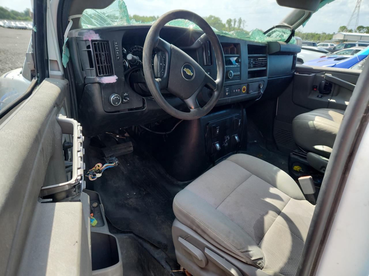 2021 CHEVROLET EXPRESS