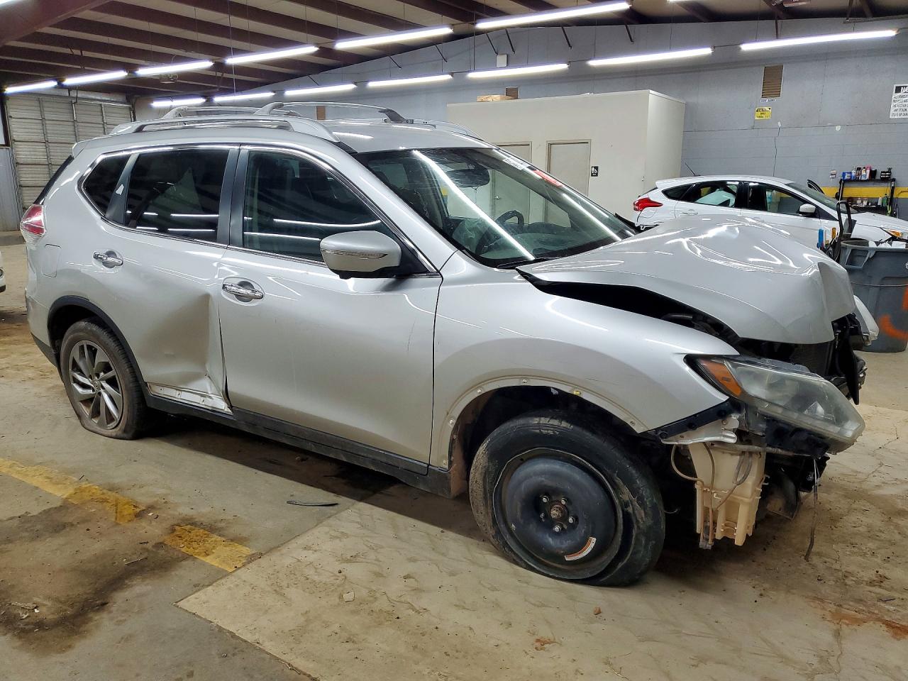 2015 NISSAN ROGUE