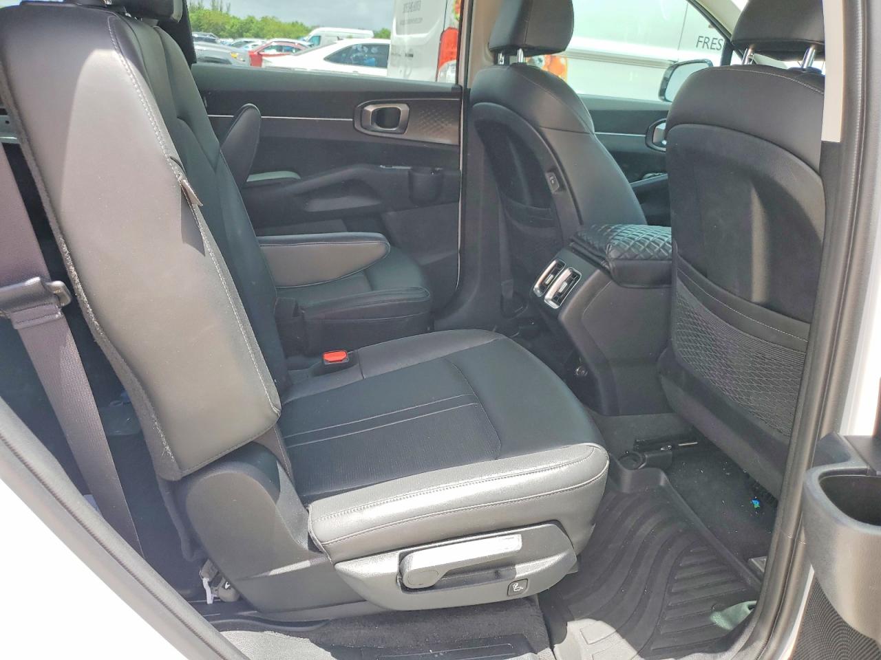 2024 KIA SORENTO